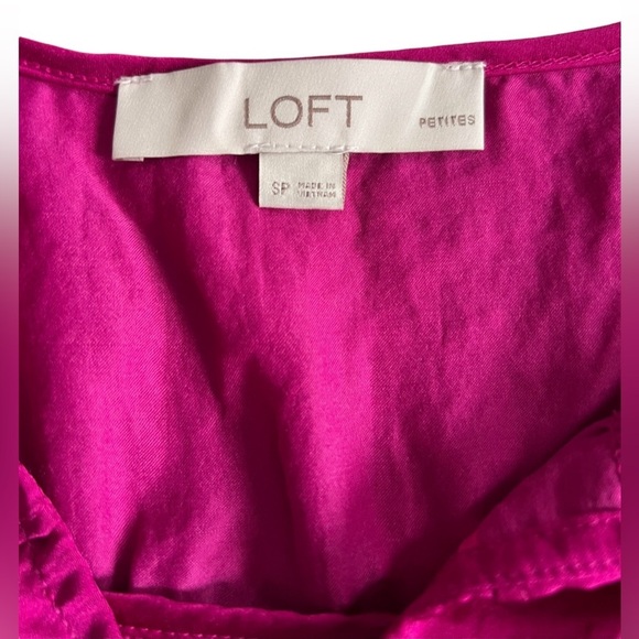 Loft - Womens Fuchsia Ruffled Long Sleeve Top Sz. PS - Picture 4 of 8